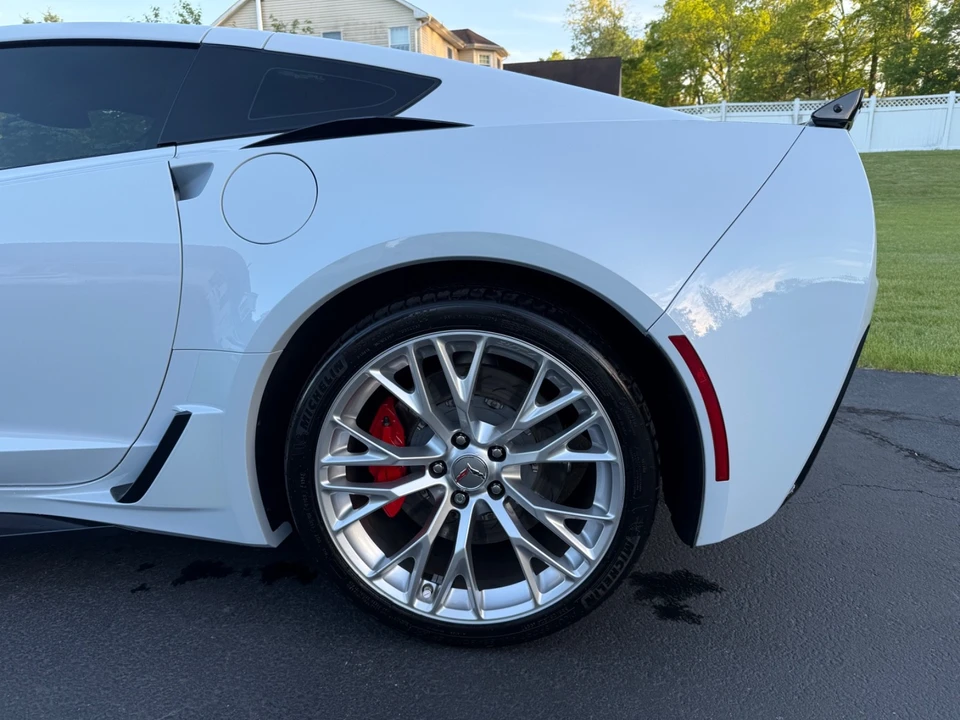 2018 Chevrolet Corvette C7 Z06 - Image 11 of 24