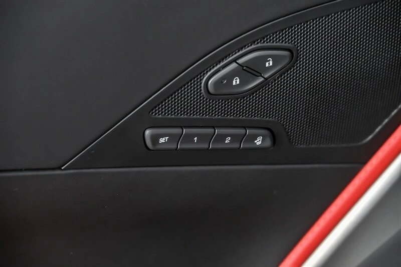 2018 Chevrolet Corvette C7 Z06 - Image 14 of 31