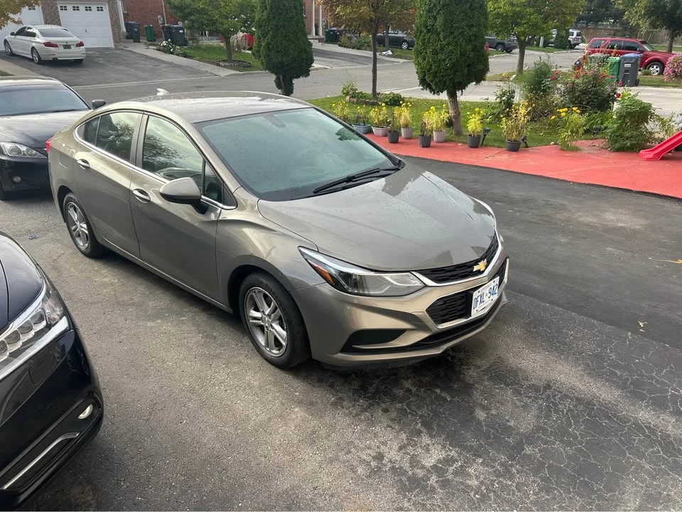 2018 Chevrolet Cruze - Image 2 of 4