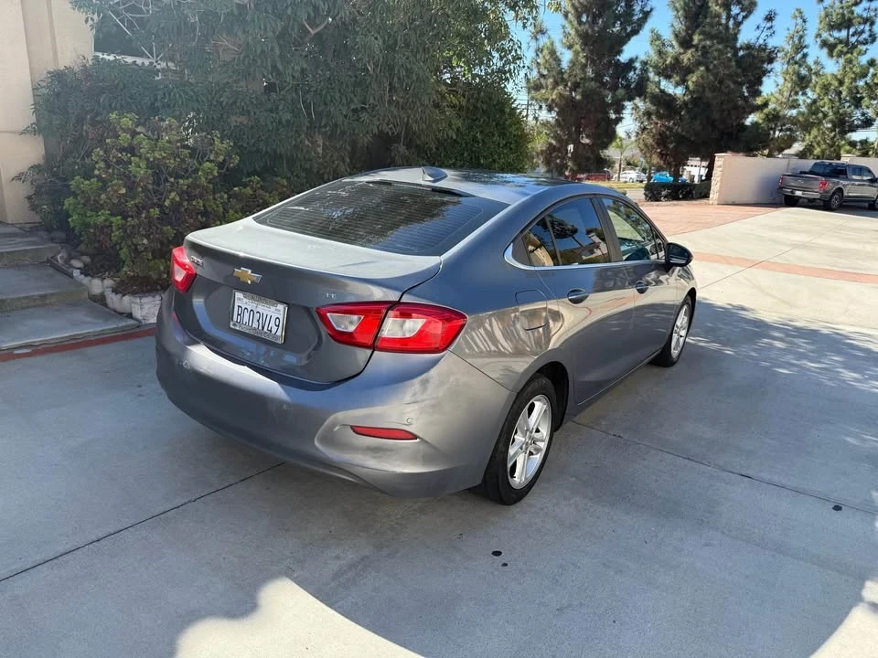 2018 Chevrolet Cruze - Image 4 of 7