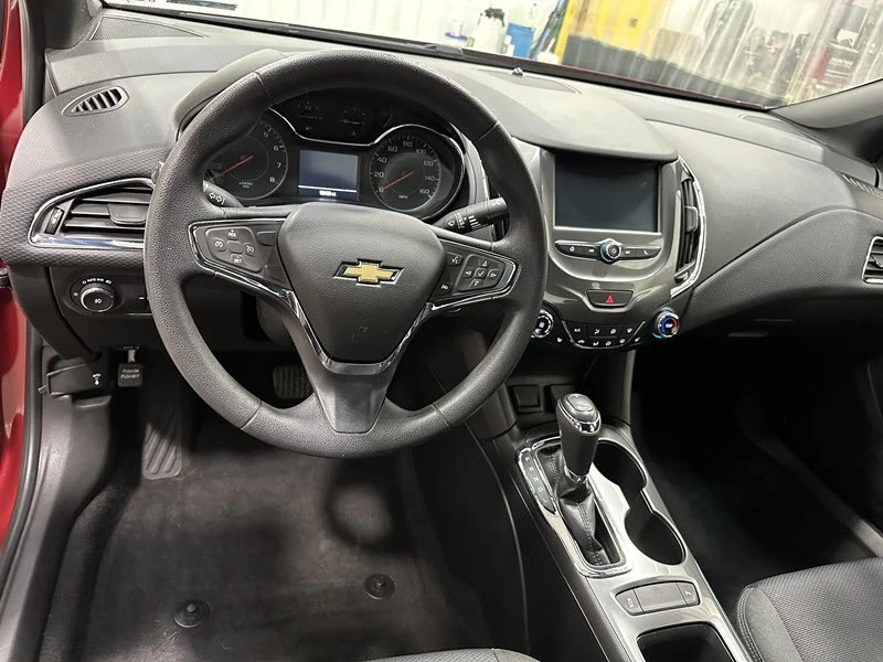 2018 Chevrolet Cruze - Image 8 of 21
