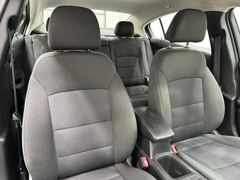 2018 Chevrolet Cruze - Image 20 of 21