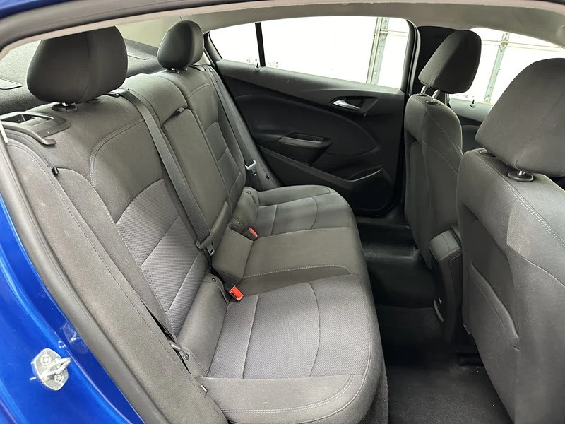 2018 Chevrolet Cruze - Image 18 of 21