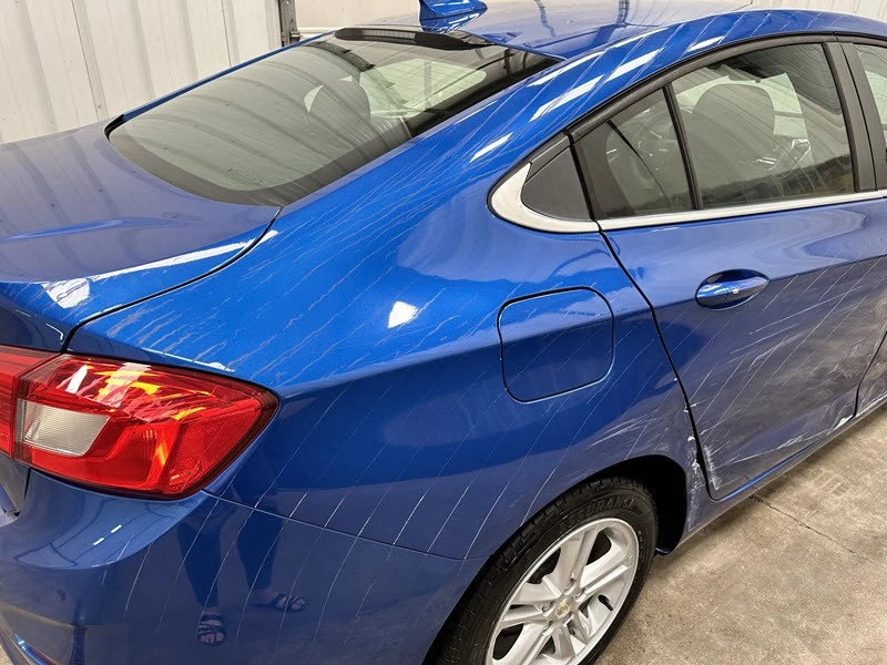 2018 Chevrolet Cruze - Image 16 of 21