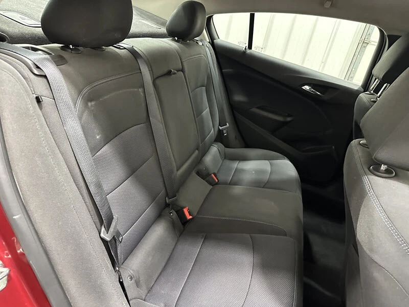 2018 Chevrolet Cruze - Image 18 of 21