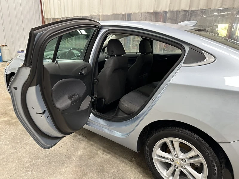 2018 Chevrolet Cruze - Image 12 of 21