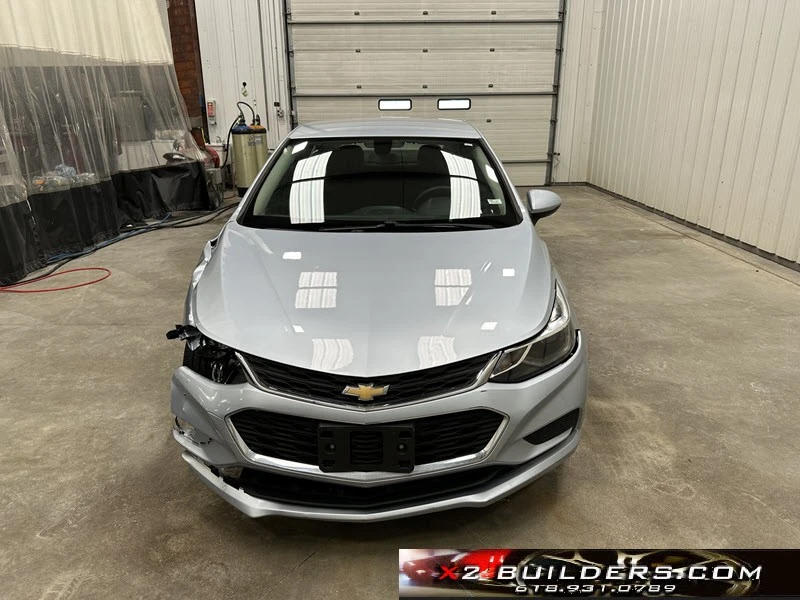 2018 Chevrolet Cruze - Image 2 of 21
