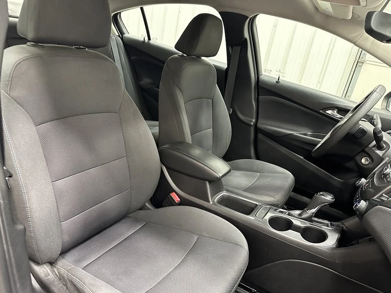 2018 Chevrolet Cruze - Image 20 of 21