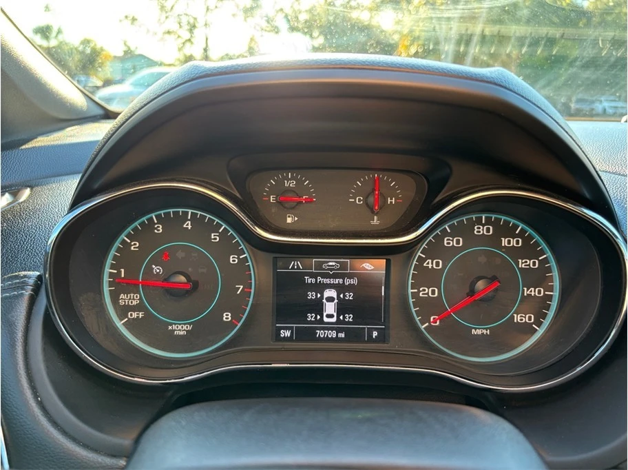 2018 Chevrolet Cruze - Image 19 of 21