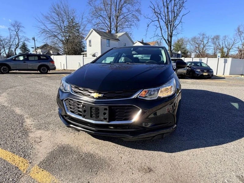 2018 Chevrolet Cruze - Image 2 of 12