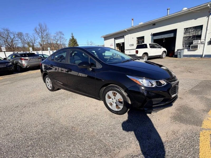 2018 Chevrolet Cruze - Image 6 of 12