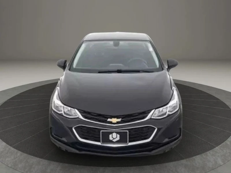 2018 Chevrolet Cruze - Image 2 of 5