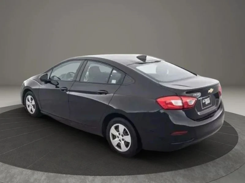 2018 Chevrolet Cruze - Image 5 of 5