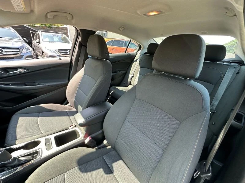 2018 Chevrolet Cruze - Image 10 of 12