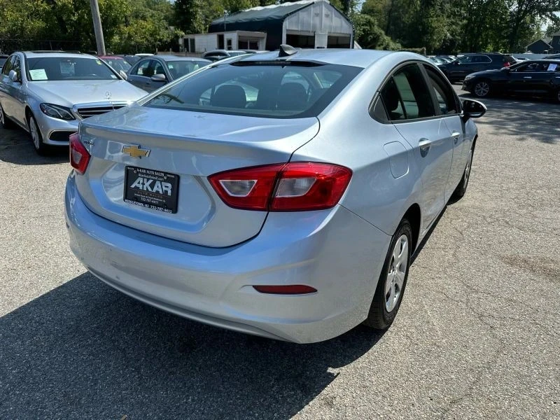 2018 Chevrolet Cruze - Image 7 of 12