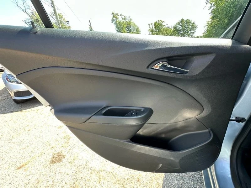2018 Chevrolet Cruze - Image 12 of 12
