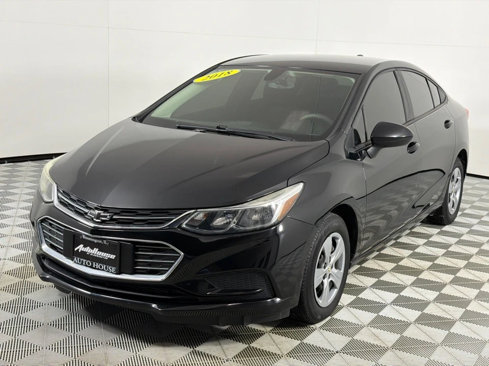 2018 Chevrolet Cruze - Image 10 of 12