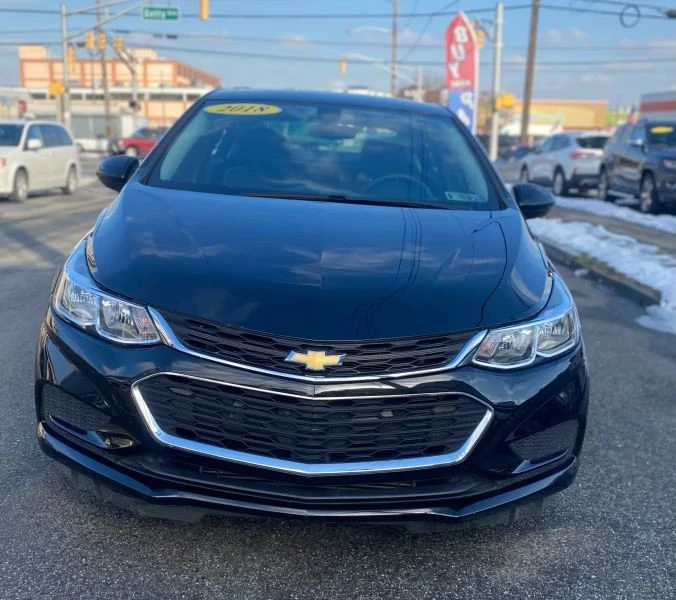 2018 Chevrolet Cruze - Image 2 of 12