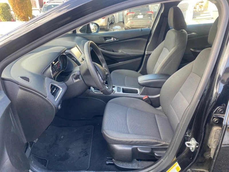 2018 Chevrolet Cruze - Image 10 of 12