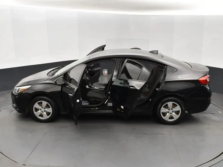 2018 Chevrolet Cruze - Image 7 of 12
