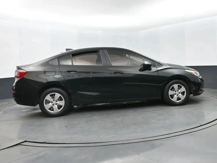 2018 Chevrolet Cruze - Image 4 of 12