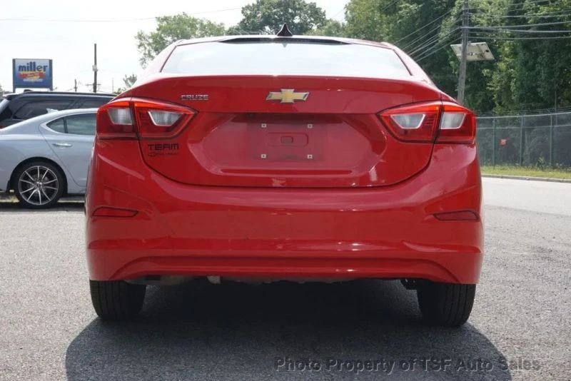 2018 Chevrolet Cruze - Image 6 of 12