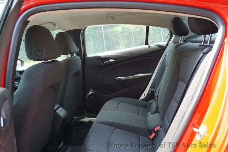 2018 Chevrolet Cruze - Image 11 of 12