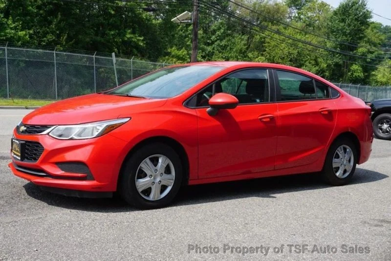 2018 Chevrolet Cruze - Image 3 of 12