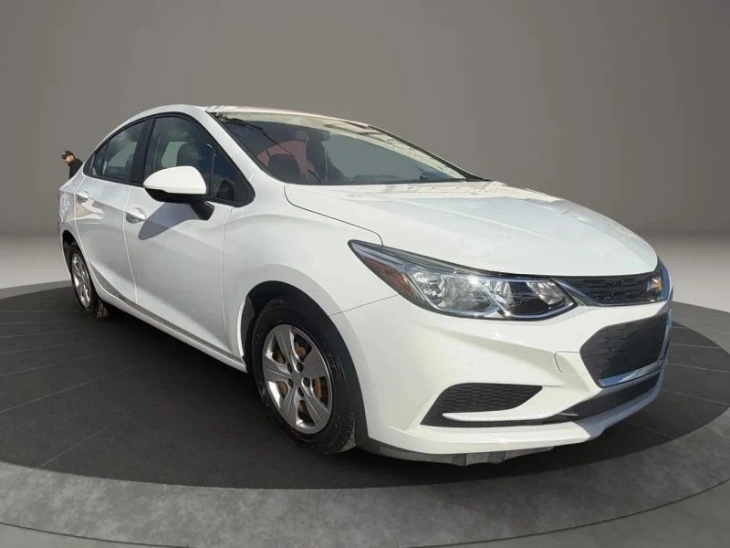 2018 Chevrolet Cruze - Image 3 of 12