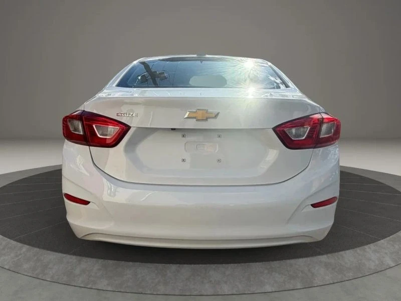 2018 Chevrolet Cruze - Image 6 of 12