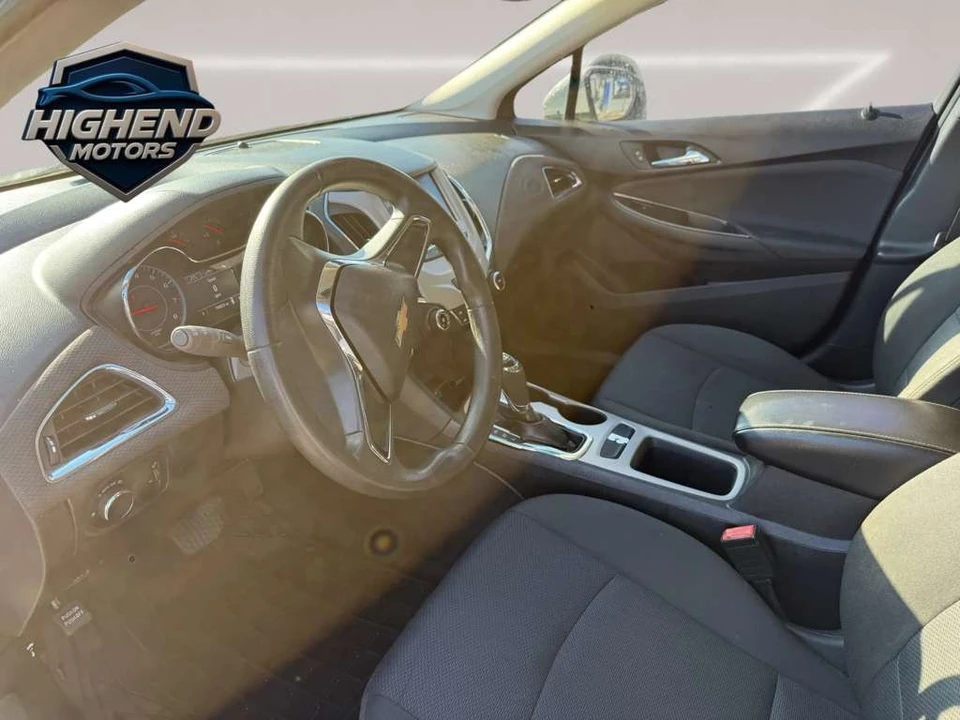 2018 Chevrolet Cruze - Image 14 of 21