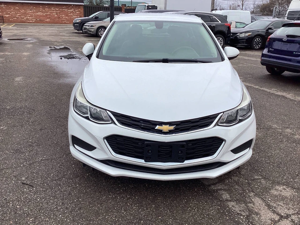 2018 Chevrolet Cruze - Image 3 of 20