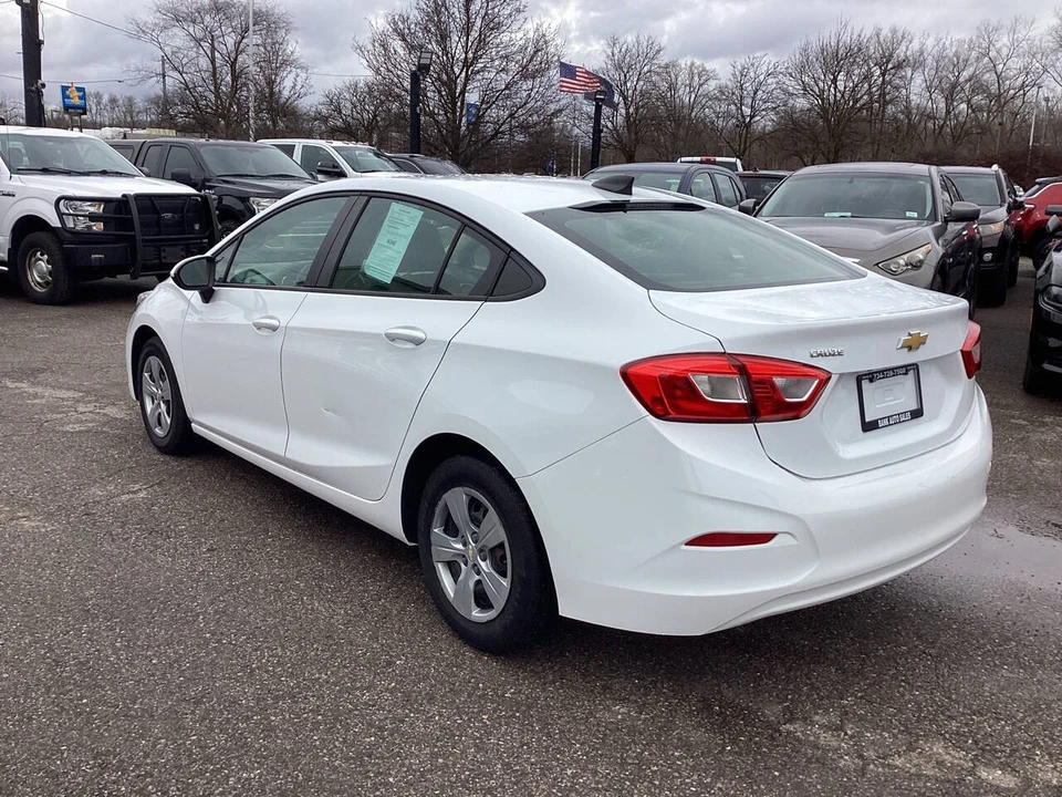 2018 Chevrolet Cruze - Image 7 of 20