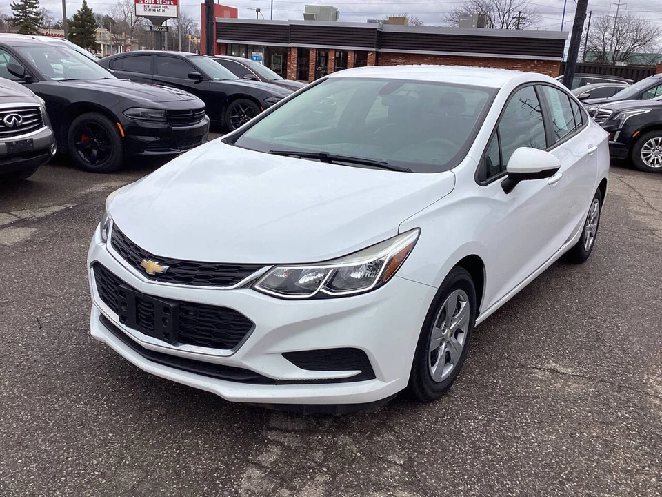 2018 Chevrolet Cruze - Image 4 of 20