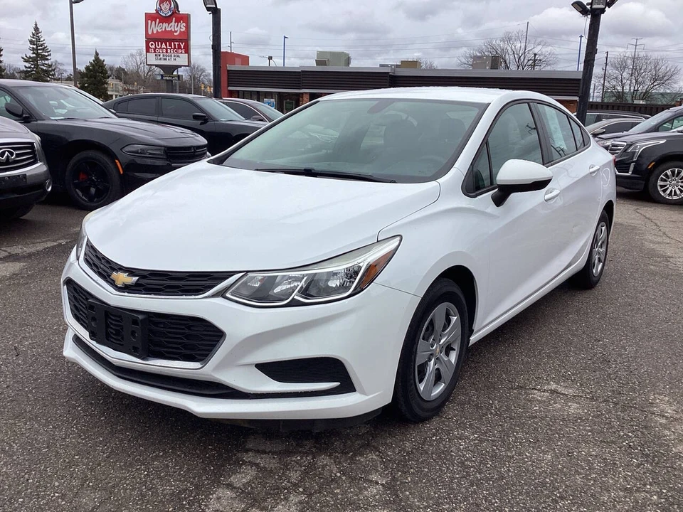 2018 Chevrolet Cruze - Image 19 of 20