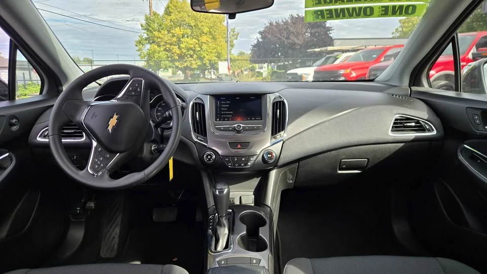 2018 Chevrolet Cruze - Image 9 of 12