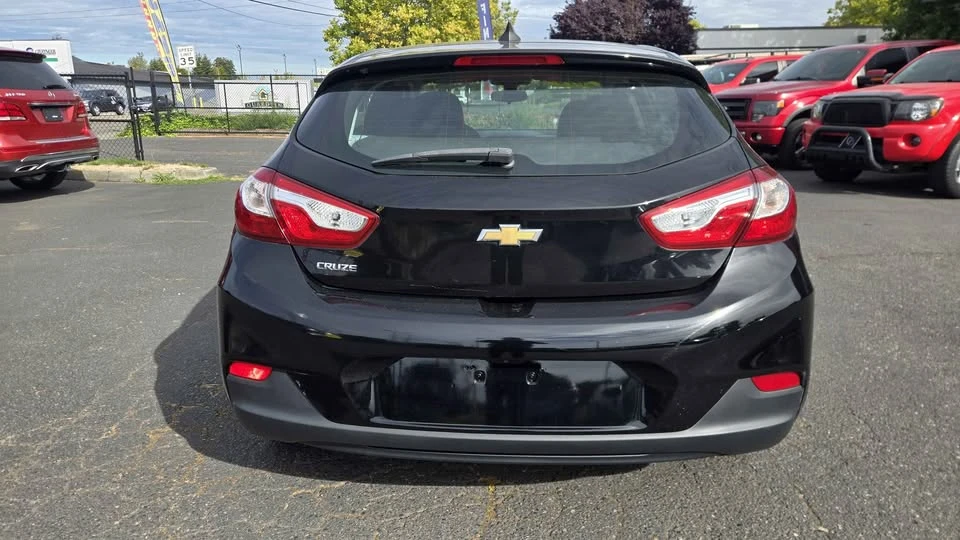 2018 Chevrolet Cruze - Image 4 of 12