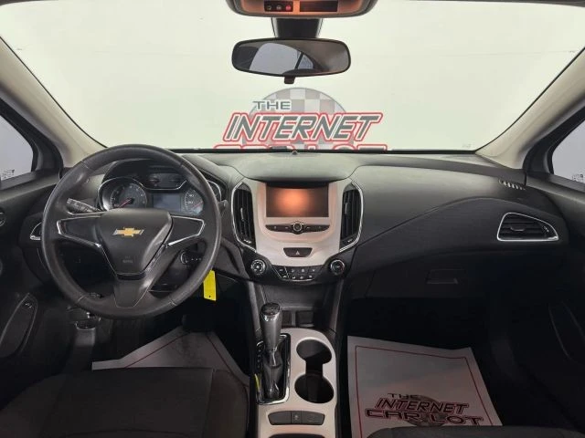 2018 Chevrolet Cruze - Image 11 of 12