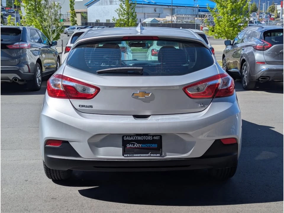 2018 Chevrolet Cruze - Image 4 of 8