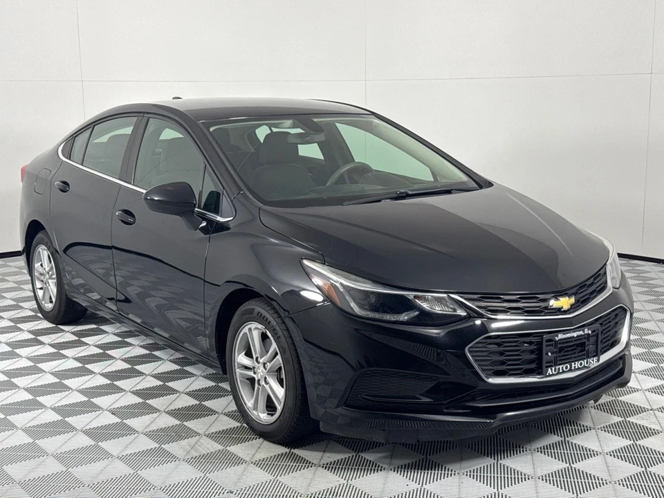 2018 Chevrolet Cruze - Image 3 of 12