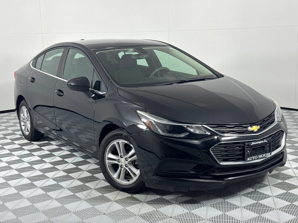 2018 Chevrolet Cruze - Image 2 of 12