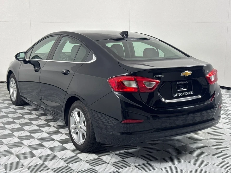 2018 Chevrolet Cruze - Image 7 of 12