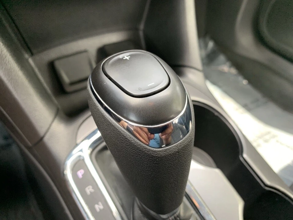 2018 Chevrolet Cruze - Image 10 of 12