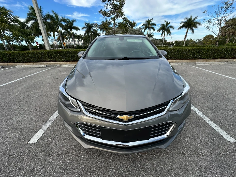 2018 Chevrolet Cruze - Image 2 of 21