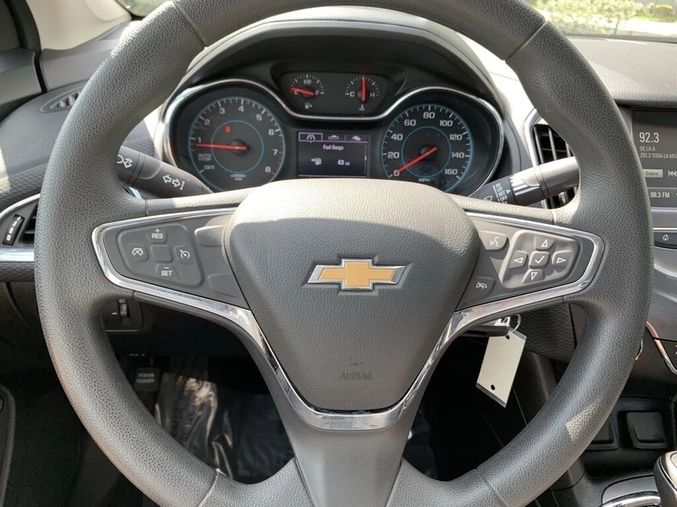 2018 Chevrolet Cruze - Image 6 of 12