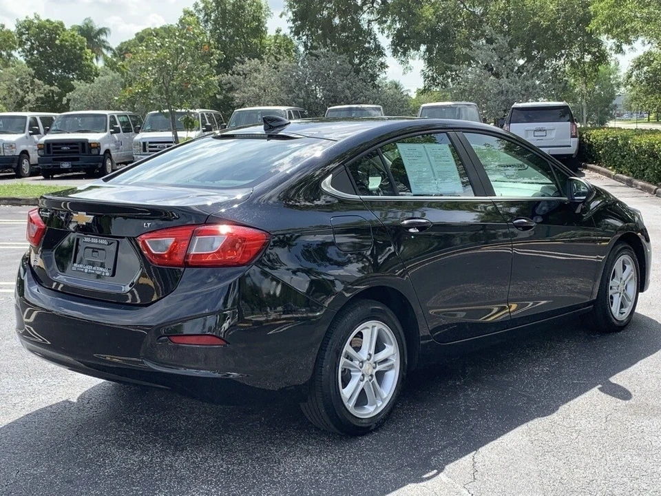 2018 Chevrolet Cruze - Image 3 of 12