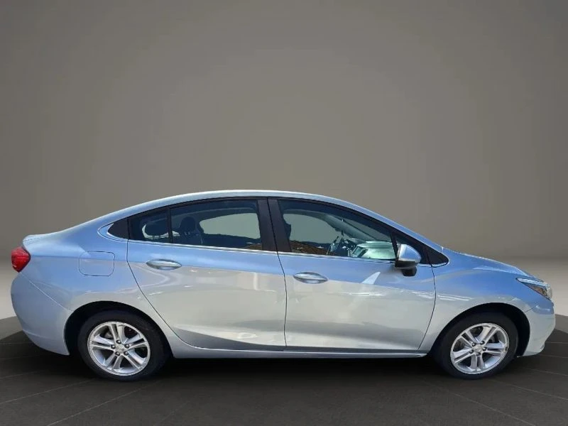 2018 Chevrolet Cruze - Image 4 of 12