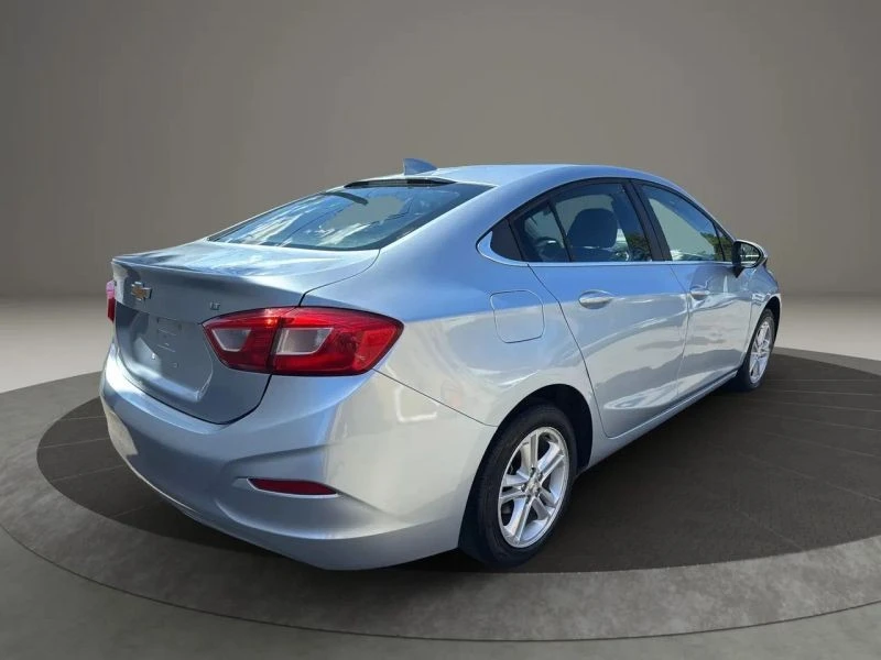 2018 Chevrolet Cruze - Image 5 of 12