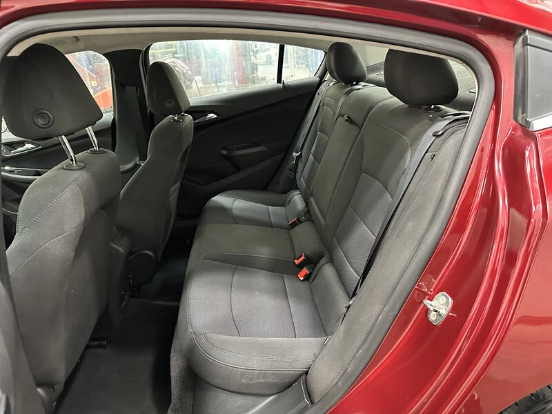2018 Chevrolet Cruze - Image 12 of 21