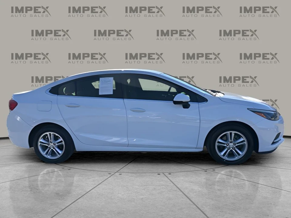 2018 Chevrolet Cruze - Image 6 of 12